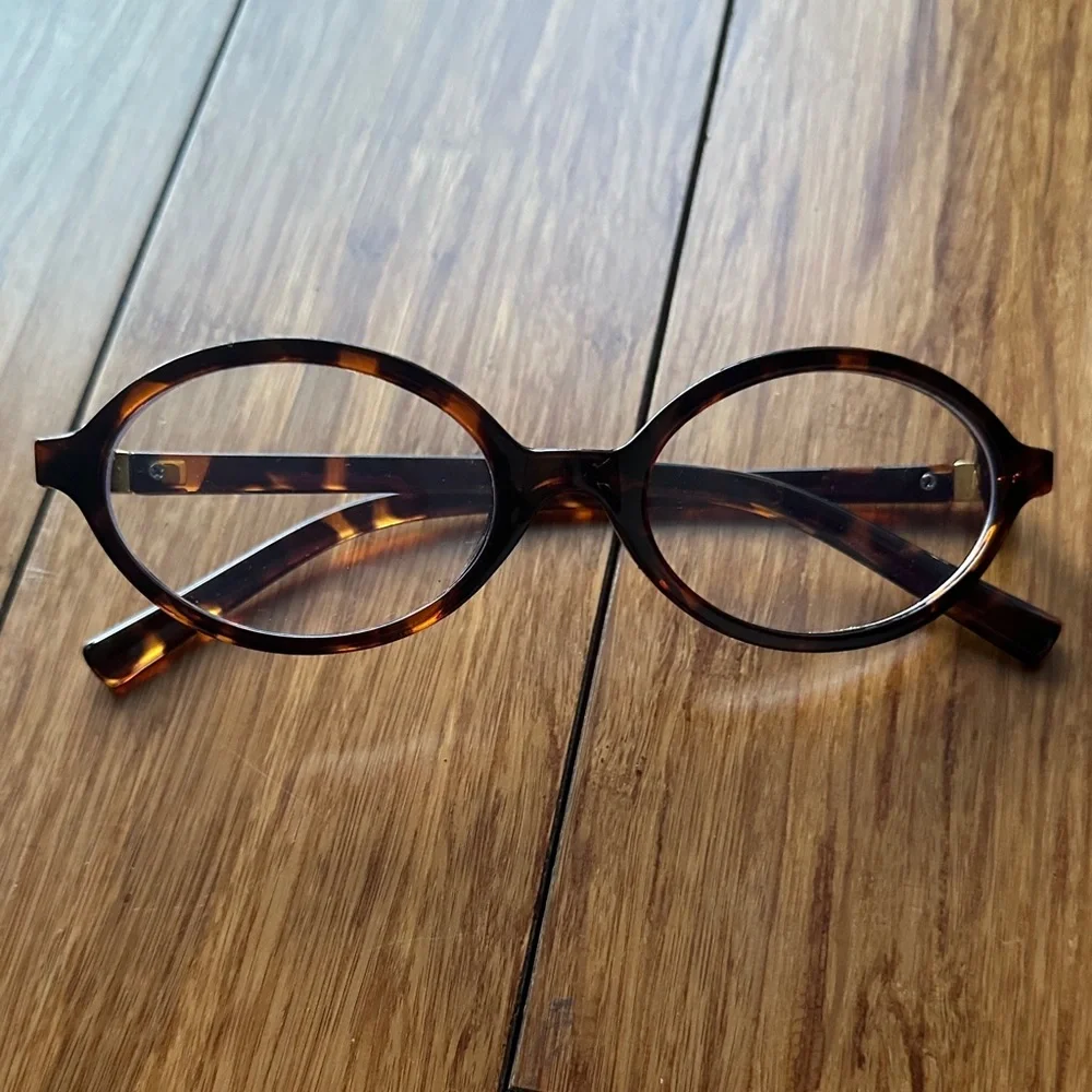 Tortoise Shell Women's Glasses - Picture 1 of 3